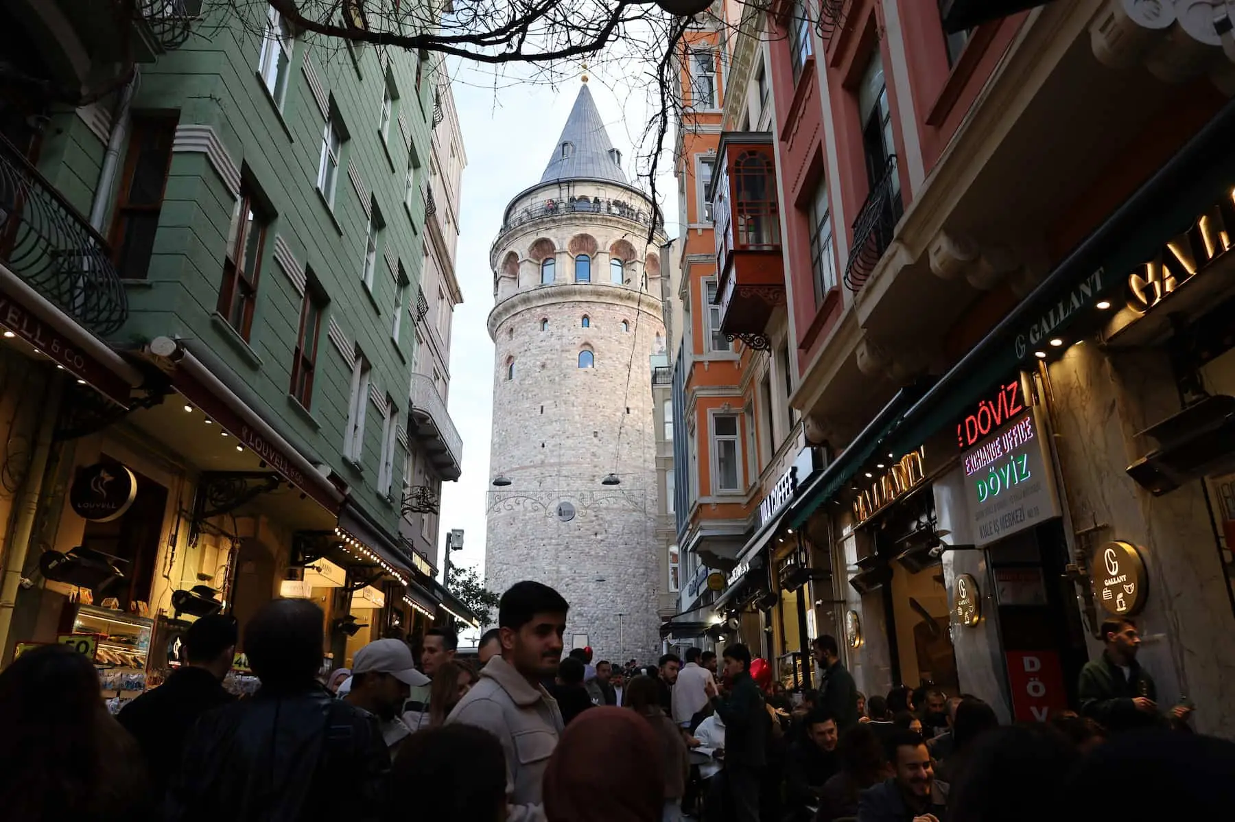 İstanbul'da Ekonomik Tatil: Beyoğlu